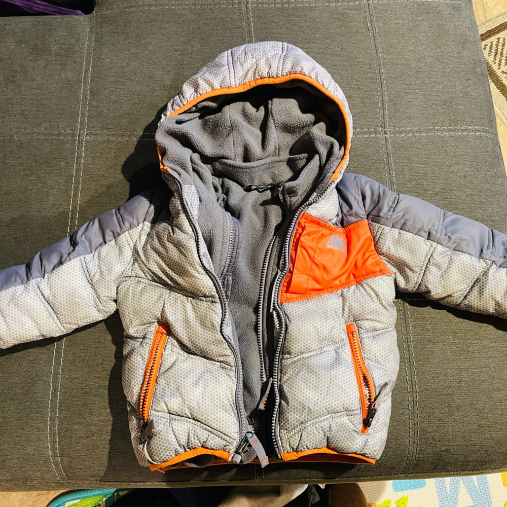 Snozu boys winter coat, 2T, gray